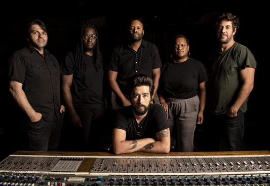 Jackie Greene with musicians